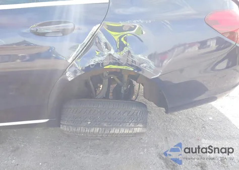 2016 Mercedes-Benz C 300 4Matic/Luxury 4Matic/Sport 4Matic from USA, damaged, VIN 55SWF4KB5GU133443